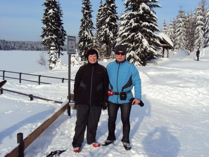 Věra a Miroslav Rajlichovi z Nového Boru v Jizerských horách, leden 2012